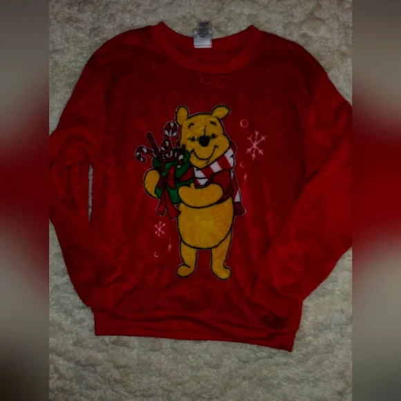 Disney Winnie the Pooh Christmas holiday shirt - Picture 1 of 5